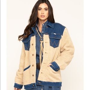 Wrangler Blue Jay Oversized Patch Sherpa Jacket